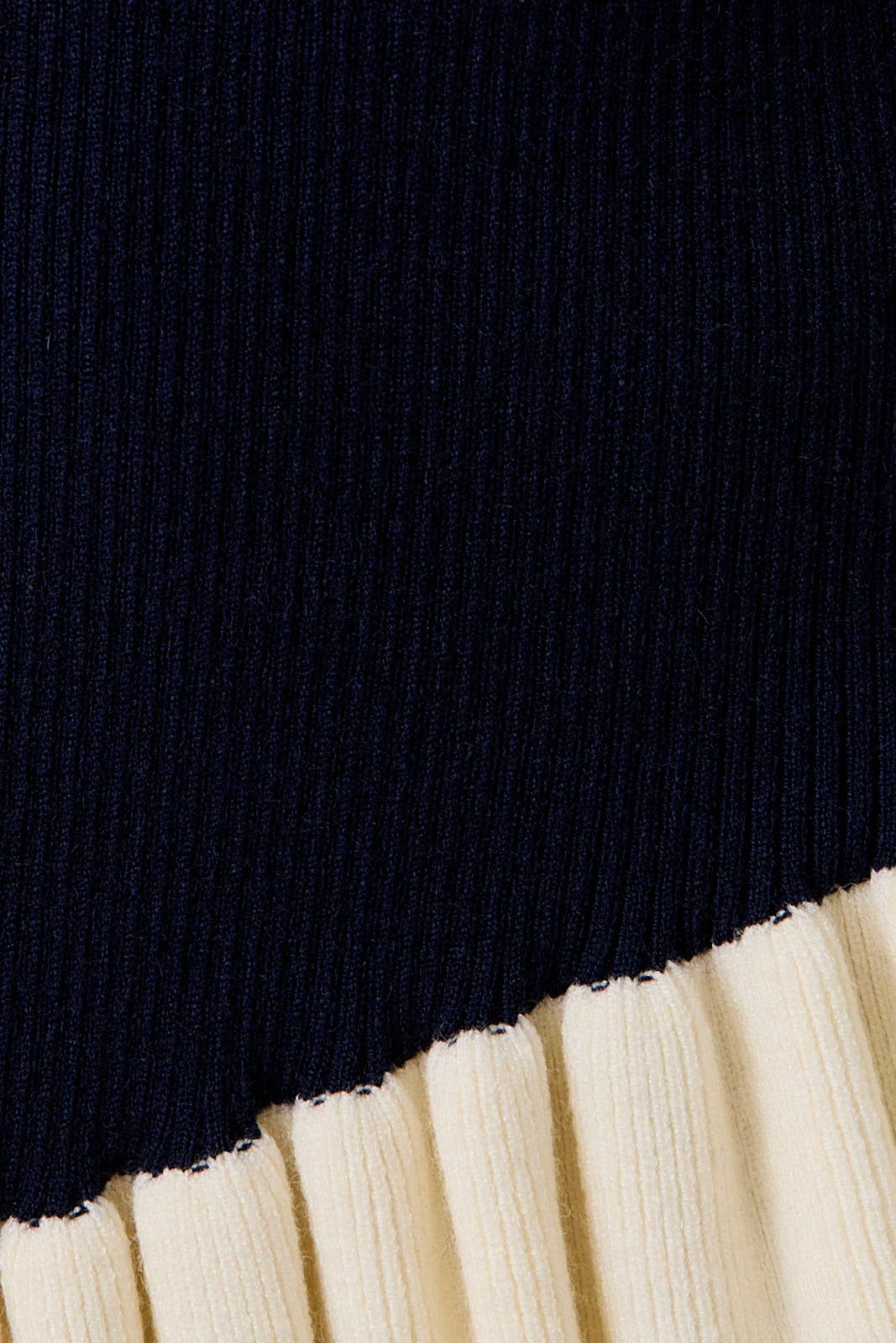 V - NECK LONG SLEEVE NAVY AND WHITE RIBBED TOP - Clove & Ivy