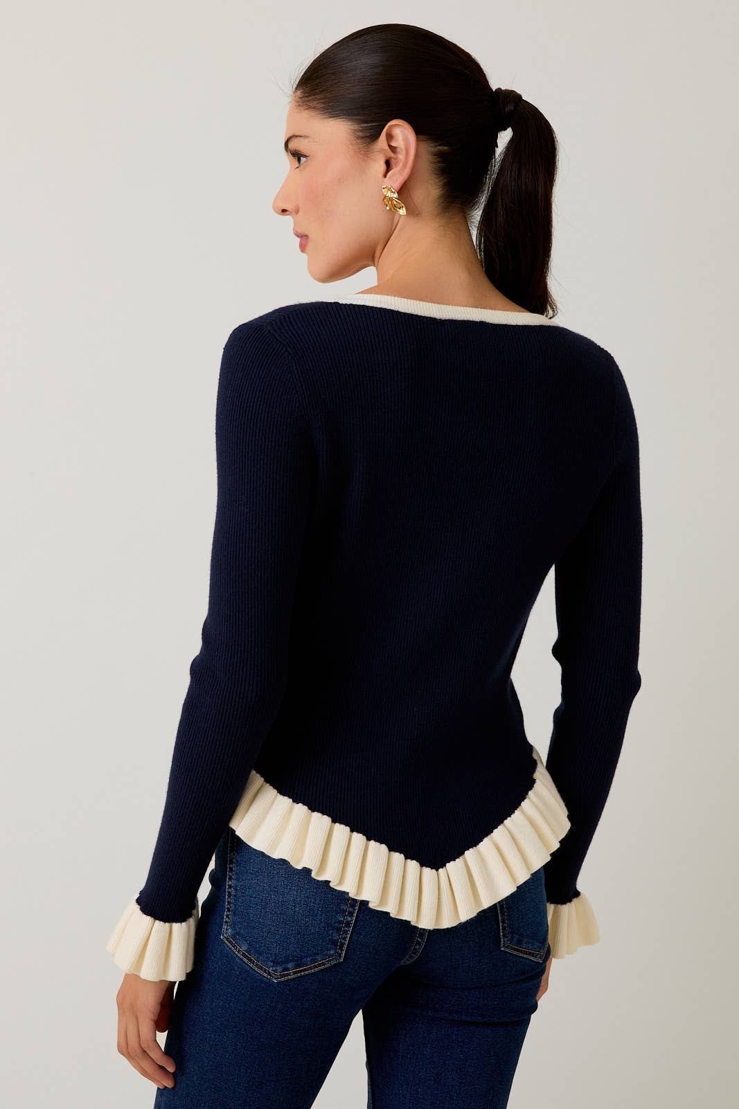 V-NECK LONG SLEEVE NAVY AND WHITE  RIBBED TOP